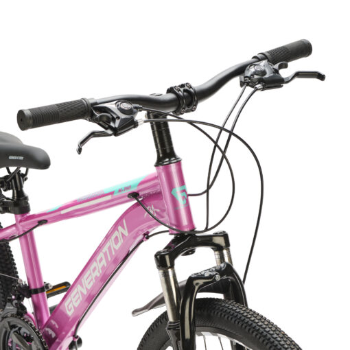 Ontdek de Generation M-760 Mountainbike 20 inch - Roze voor kinderen van 6-8 jaar. Met stoer design, 21 versnellingen en schijfremmen voor optimale veiligheid en plezier!