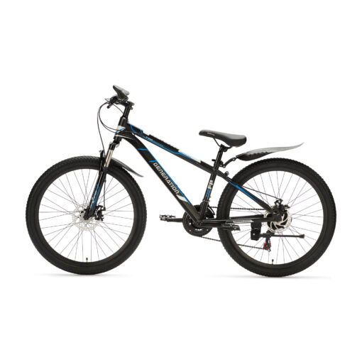 De Generation P-600 Mountainbike 26 Inch – Blauw met spatborden biedt stoerheid en veiligheid voor kinderen (10-14 jaar). Met een robuust design, geveerde voorvork, 21 versnellingen en aandacht voor veiligheidsdetails.