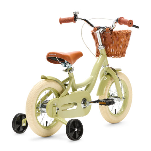 De Generation Blanco 12 Inch Olijfgroen met Mandje is een stoere kinderfiets voor kinderen van 2-4 jaar. Met een stevig frame, verstelbaar zadel en stuur, en een handig mandje voorop.