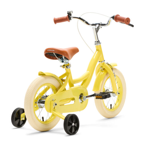 De Generation Blanco 12 Inch Geel is een speelse kinderfiets voor kinderen van 2-4 jaar. Met een stevig frame, verstelbaar zadel en stuur, en een vrolijk ontwerp.