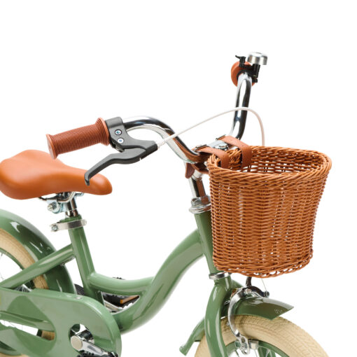 De Generation Blanco 12 Inch Olijfgroen met Mandje is een stoere kinderfiets voor kinderen van 2-4 jaar. Met een stevig frame, verstelbaar zadel en stuur, en een handig mandje voorop.