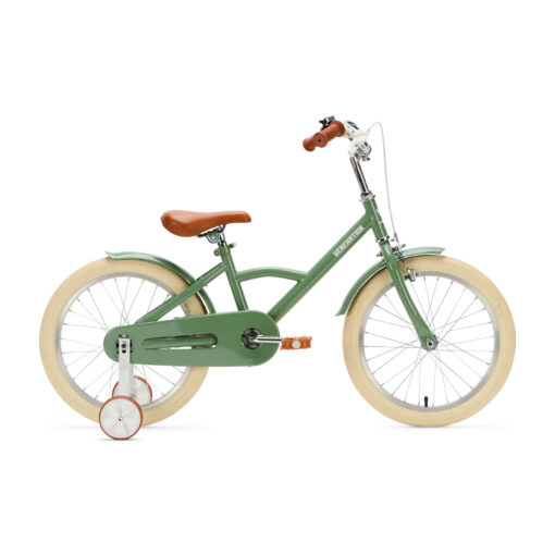 De Generation Classic 18 Inch Groen is een stoere kinderfiets voor kinderen van 5 tot 8 jaar. Met zijwieltjes, een stevig stalen frame en bruine accenten is deze fiets zowel praktisch als stijlvol. Voorzien van een achteruittraprem én handrem, reflectoren en een gesloten kettingkast voor veilig en comfortabel fietsen.