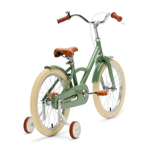 De Generation Classic 18 Inch Groen is een stoere kinderfiets voor kinderen van 5 tot 8 jaar. Met zijwieltjes, een stevig stalen frame en bruine accenten is deze fiets zowel praktisch als stijlvol. Voorzien van een achteruittraprem én handrem, reflectoren en een gesloten kettingkast voor veilig en comfortabel fietsen.