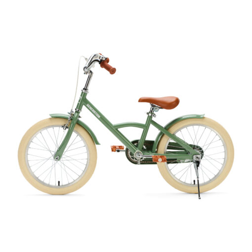 De Generation Classic 18 Inch Groen is een stoere kinderfiets voor kinderen van 5 tot 8 jaar. Met zijwieltjes, een stevig stalen frame en bruine accenten is deze fiets zowel praktisch als stijlvol. Voorzien van een achteruittraprem én handrem, reflectoren en een gesloten kettingkast voor veilig en comfortabel fietsen.