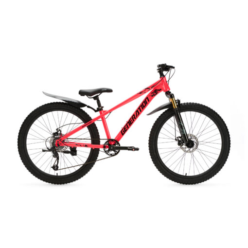 De Generation X8 Mountainbike 26 inch - Roze met spatborden is een veilige en praktische fiets voor kinderen van 10 tot 14 jaar. Met 8 versnellingen, schijfremmen voor en achter, verstelbaar zadel en spatborden is deze mountainbike ideaal voor straat- en recreatieve off-road ritten, ook bij nat weer.