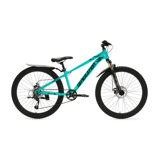 De Generation X8 Mountainbike 26 inch - Blauw met spatborden is een veilige en praktische fiets voor kinderen van 10 tot 14 jaar. Met 8 versnellingen, schijfremmen voor en achter, verstelbaar zadel en spatborden is deze mountainbike ideaal voor straat- en recreatieve off-road ritten, ook bij nat weer.