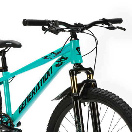 De Generation X8 Mountainbike 26 inch - Blauw is een stoere en veilige fiets voor kinderen van 10 tot 14 jaar. Met 8 versnellingen, schijfremmen voor en achter en verstelbaar zadel is deze mountainbike ideaal voor straat- en recreatieve off-road ritten.