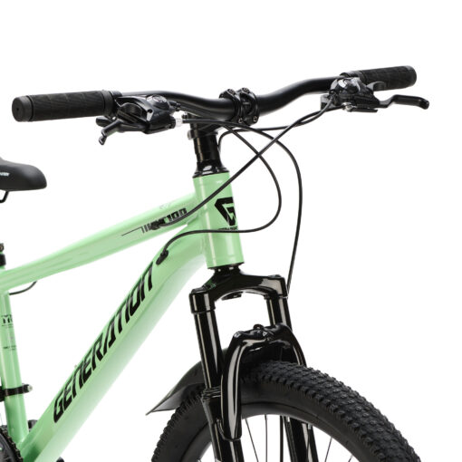 De Generation GT100 24 inch Mintgroen is een lichte en sportieve mountainbike kinderfiets met 21 versnellingen en krachtige schijfremmen, perfect voor actieve kinderen die graag langere en uitdagende ritten maken.