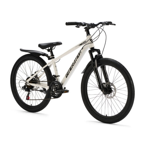 De Generation GT100 24 inch Wit is een lichte en sportieve mountainbike kinderfiets met 21 versnellingen en krachtige schijfremmen. Perfect voor actieve kinderen die graag langere en uitdagendere ritten maken.