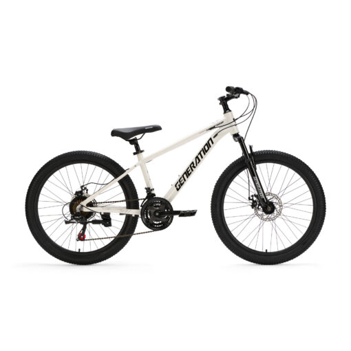 De Generation GT100 24 inch Wit is een lichte en sportieve mountainbike kinderfiets met 21 versnellingen en krachtige schijfremmen. Perfect voor actieve kinderen die graag langere en uitdagendere ritten maken.