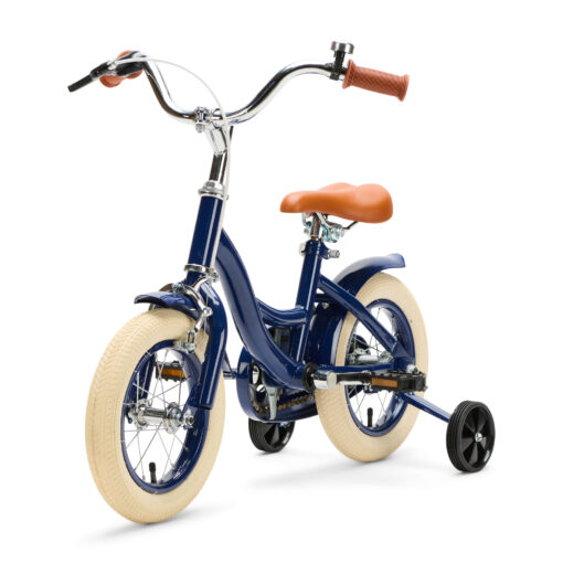 De Generation Blanco 12 inch blauwe kinderfiets is een stevige en stijlvolle eerste fiets voor kinderen van 2 tot 4 jaar. Voorzien van zijwieltjes, terugtraprem en handrem voor optimale veiligheid en controle.