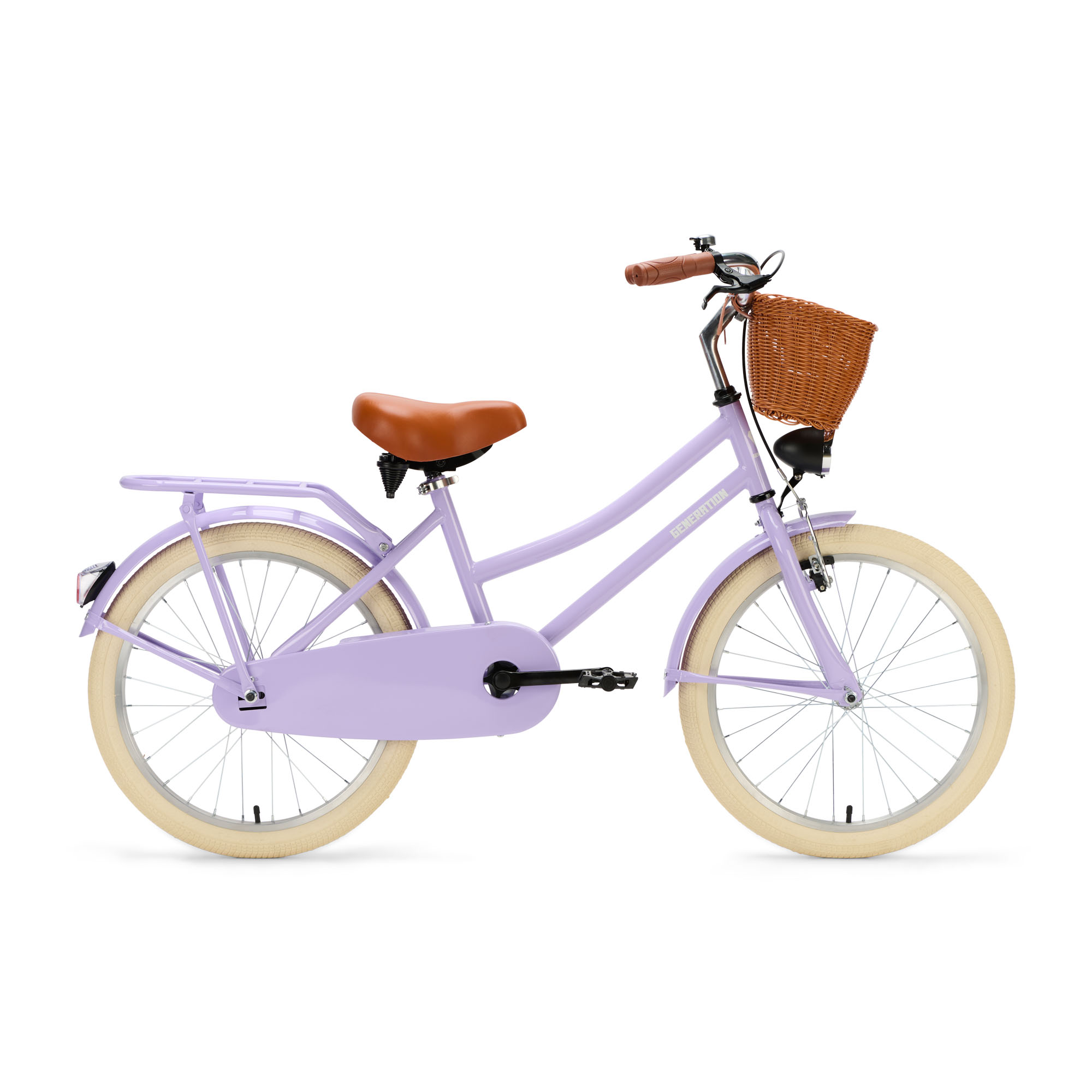 Generation Transporter 20 inch Lila – Kinderfiets met Mandje De Generation Transporter 20 inch Lila is een stijlvolle kinderfiets voor kinderen van ongeveer 6 tot 8 jaar. Uitgerust met een mandje, voor- en achterverlichting, terugtraprem, voorrem, fietsbel en standaard. Met een framemaat van 31 cm en een minimale zadelhoogte van 67 cm is deze fiets ideaal voor dagelijkse fietsavonturen.